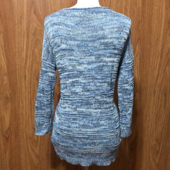 Sweatshirt - Picture 2 of 3